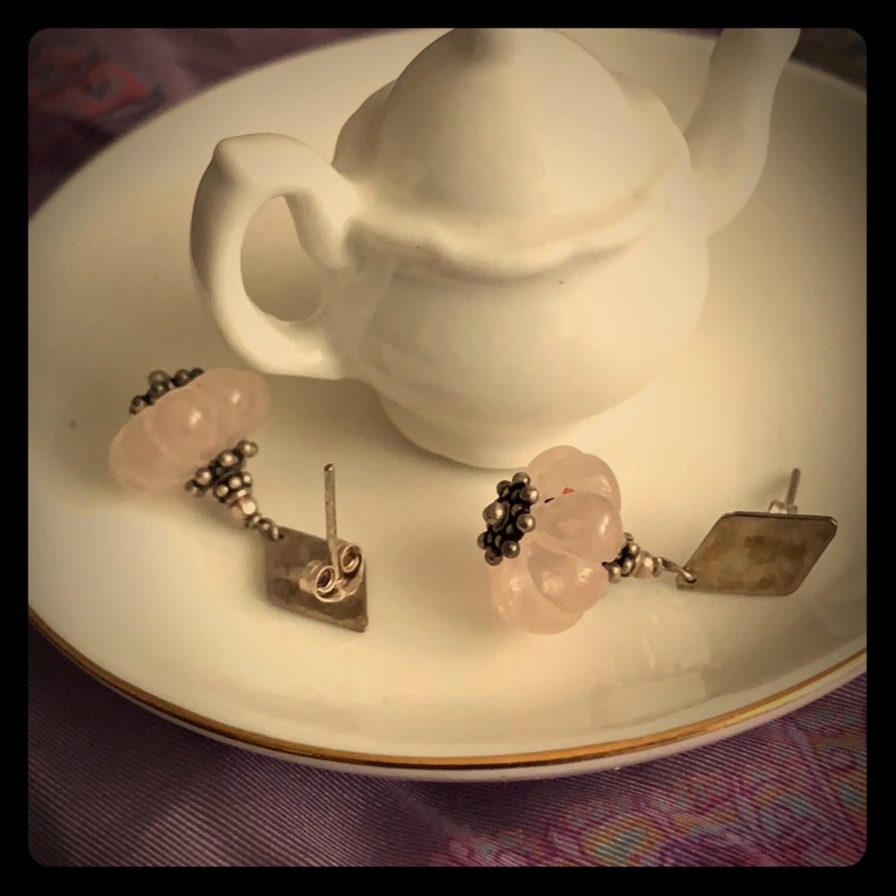 Sterling silver earrings. Pink Quartz.